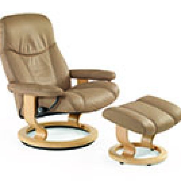 Stressless® Consul Classic Recliner and Footstool